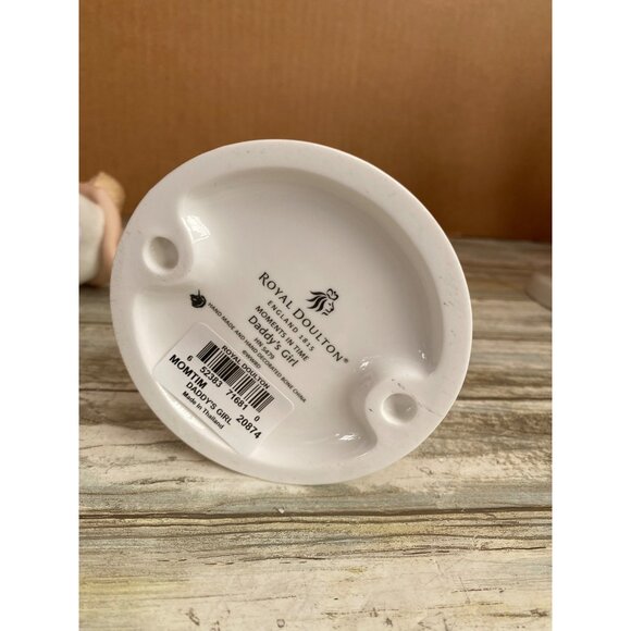 Royal Doulton Moments in Time Figurines Piggy Back & Daddy’s Girl Set - Picture 8 of 14